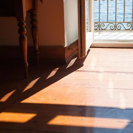 Xenon Apollonos * Hermópolis