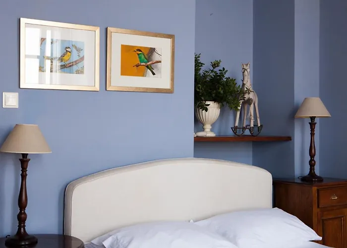 Xenon Apollonos Hotel